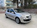 Sahibinden Renault Clio 1.5 dCi Authentique 2006 Model  246.000 km Gri