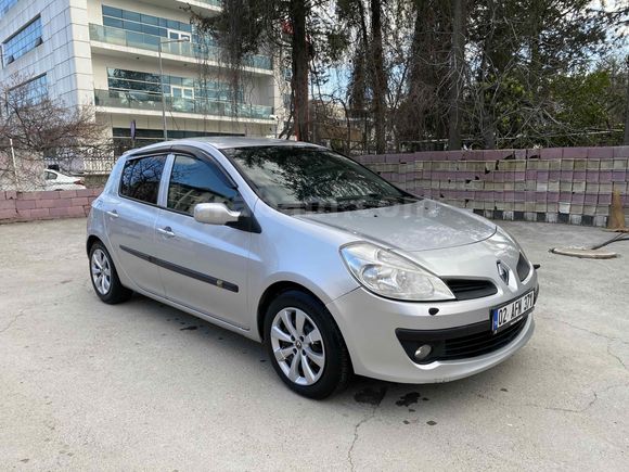 Sahibinden Renault Clio 1.5 dCi Authentique 2006 Model  246.000 km Gri