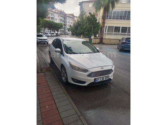 Sahibinden Ford Focus 1.6 TDCi Titanium X 2014 Model
