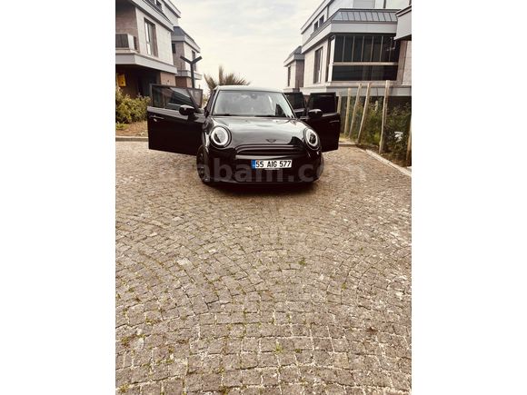 Sahibinden Mini Cooper 1.5 Signature 2023 Model 
