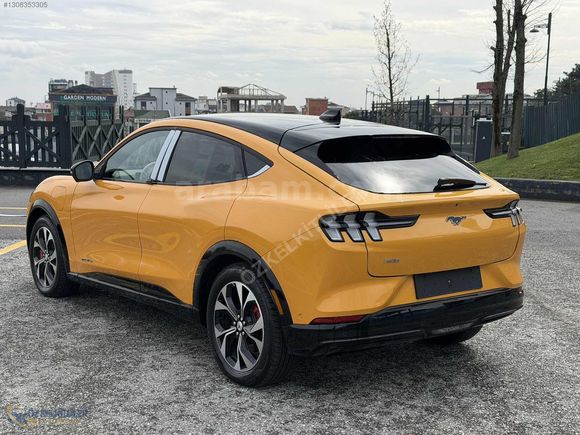 2023 Mustang Mach-e Premium 4x4 270Hp SIFIR ARAÇ
