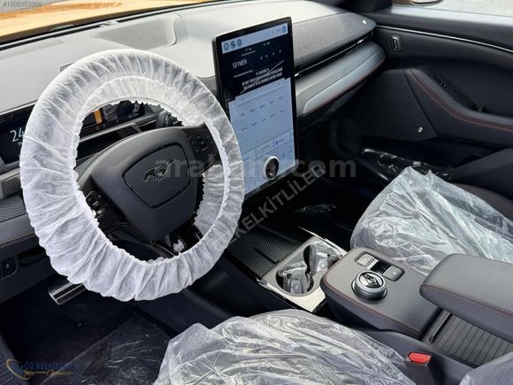 2023 Mustang Mach-e Premium 4x4 270Hp SIFIR ARAÇ