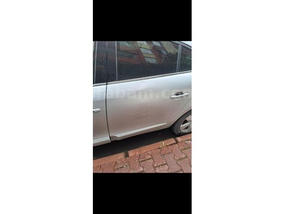 Sahibinden Renault Fluence 1.5 dCi Dynamique 2011 Model