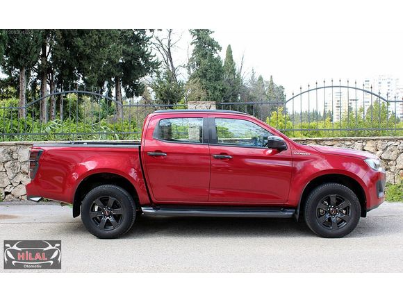 HİLAL'den 2024 Sadece21 Bin Km'de Isuzu D-Max V-Cross %20 Fatura