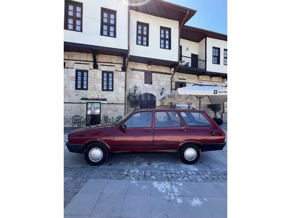98 model temiz bakımlı  çürük çarık yok 