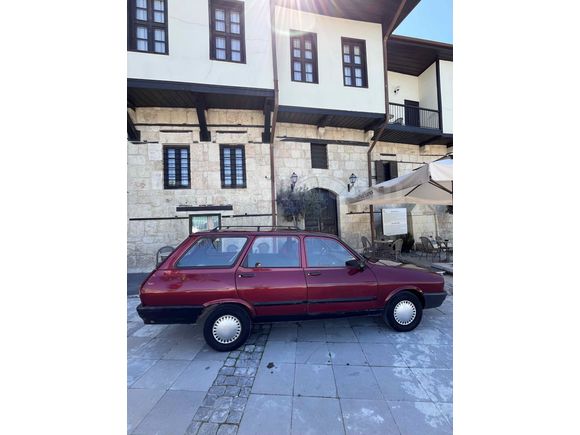 98 model temiz bakımlı  çürük çarık yok 