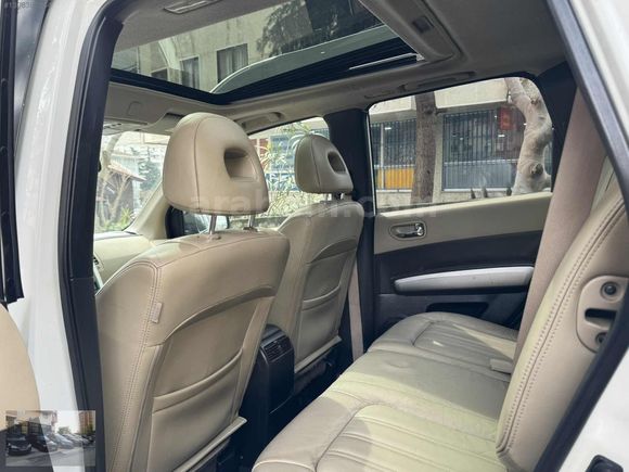 2012 X-TRAİL 2.0 DCI 4X4 PLATİNUM CAM TAVAN OTOMATİK DEĞİŞENSİZ