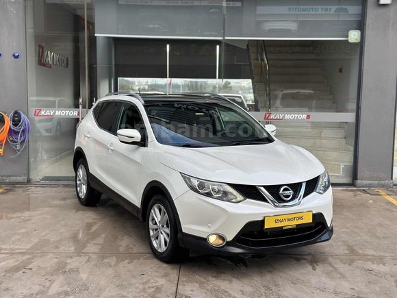 İZKAY MOTORS'DAN NİSSAN QASHQAİ 1.2 OTOMATİK CAM TAVNLI EMSALSİZ