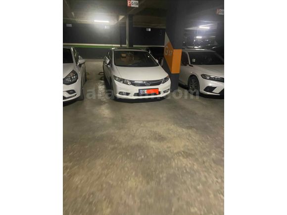 Sahibinden Honda Civic 1.6i VTEC Elegance 2012 Model 