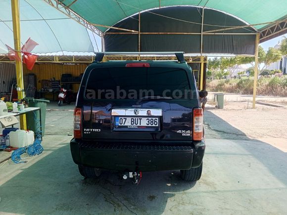 Sahibinden Dodge Nitro 2.8 CRD SXT 2010 Model Antalya