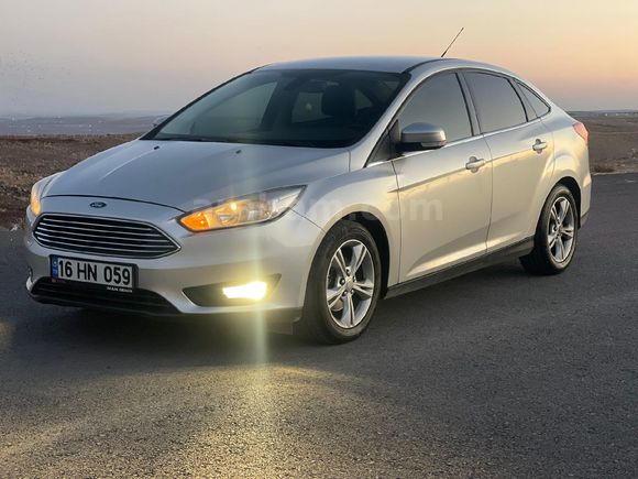 Sahibinden Ford Focus 1.6 TDCi Style 2015 Model