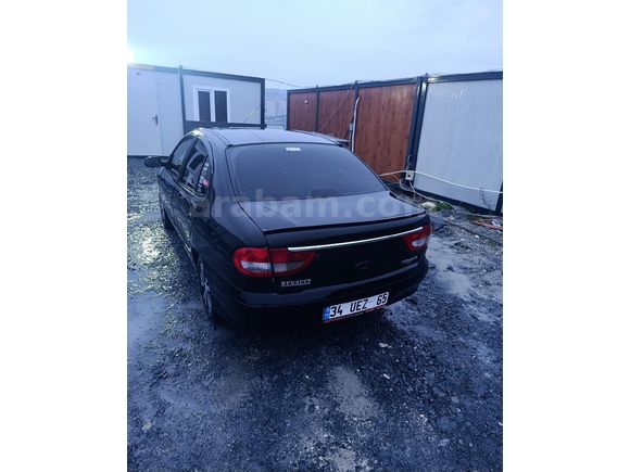 Sahibinden Renault Megane 1.6 RTA 2001 Model YENİ MOTORLU