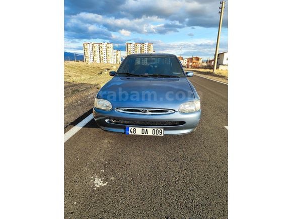 Sahibinden Ford Escort 1.6 CLX 1999 ABS,klima,çift airbag