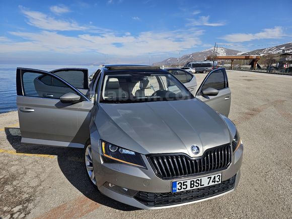 Sahibinden Skoda SuperB 1.6 TDI Prestige 2018 Model  228.000 km Gri