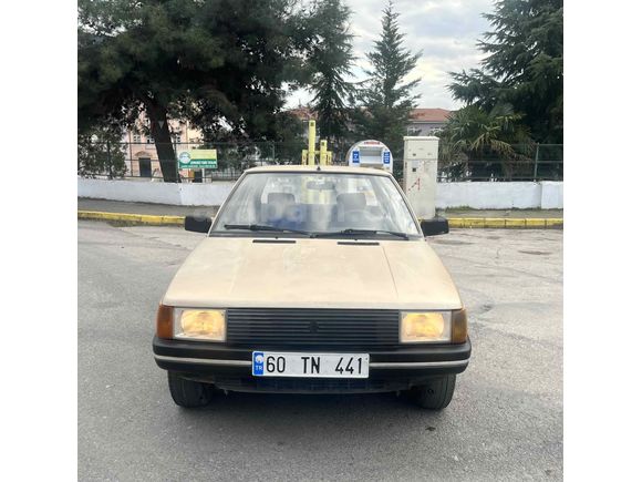 Sahibinden Renault R 9 1.4 Broadway 1985 Model 