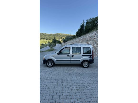Sahibinden Renault Kangoo 1.4 RTE 2001 Model 