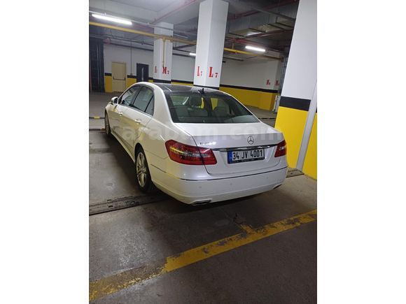Sahibinden Mercedes - Benz E 250 CGI BlueEFFICIENCY Avantgarde 2012 Model SADECE 38.000 KM DE  l
