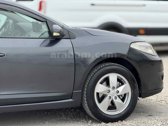 Galeriden Renault Fluence 1.5 dCi Extreme 2010 Model Van