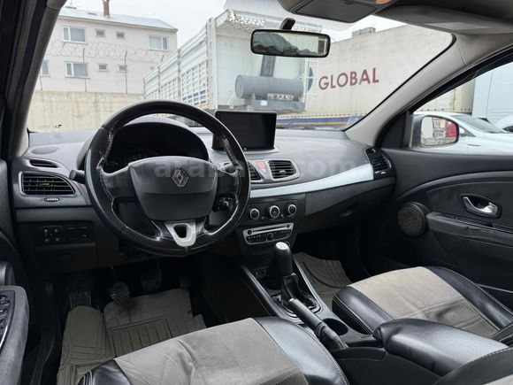 Galeriden Renault Fluence 1.5 dCi Extreme 2010 Model Van