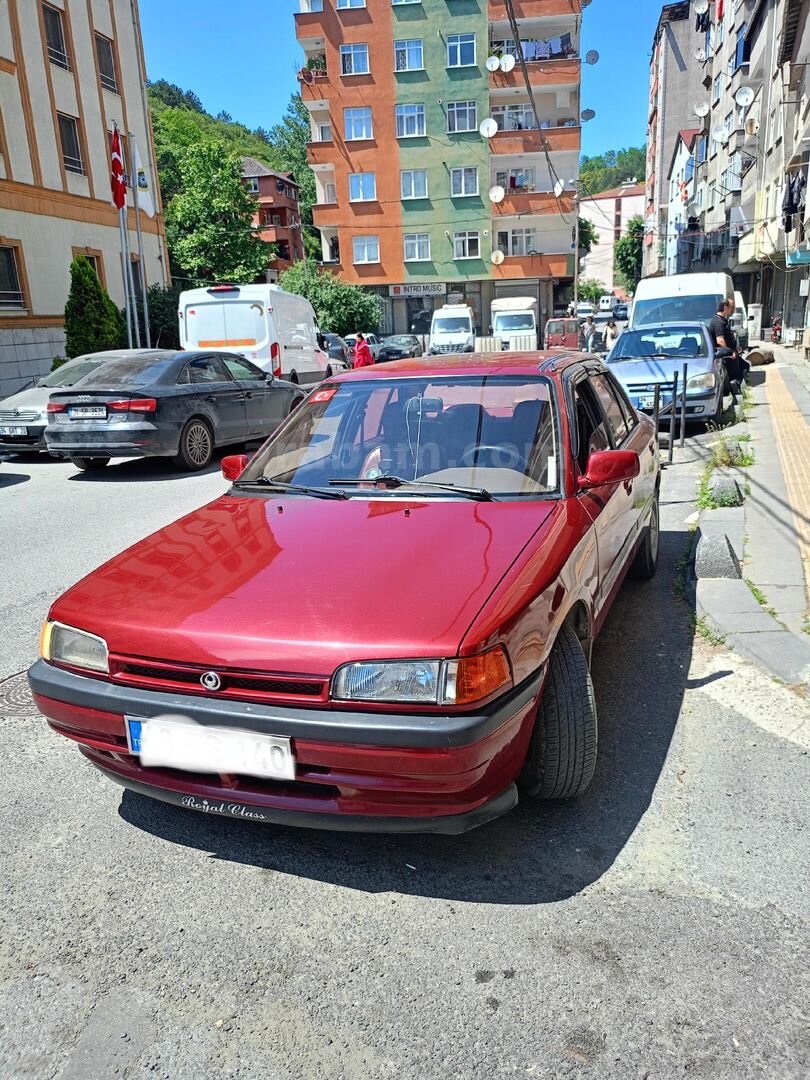 Sahibinden Mazda 323 1.6 GLX 1995 Model Pazarlıksız 2