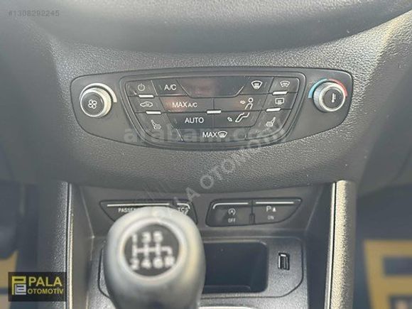 2018 MODEL 137000 KM HATASIZ BOYASIZ OTOMOBİL RUHSAT YENİ KASA