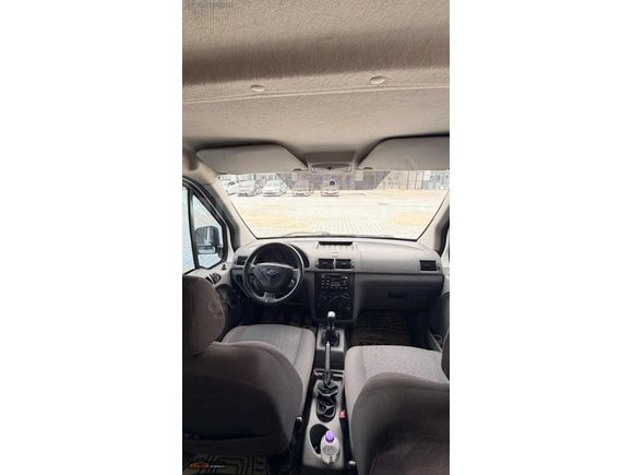 Ford Connect 1.8 TDCI 90 HP. 229 Bin Km