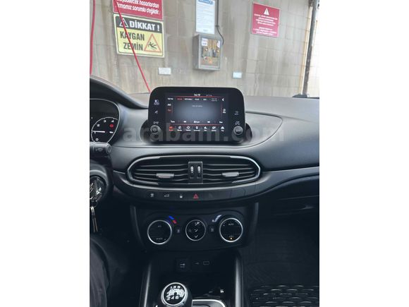 Sahibinden Fiat Egea 1.4 Fire Urban 2023 Model 