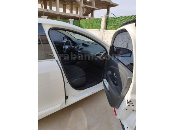 Sahibinden Renault Fluence 1.5 dCi Touch Plus 2014 Model