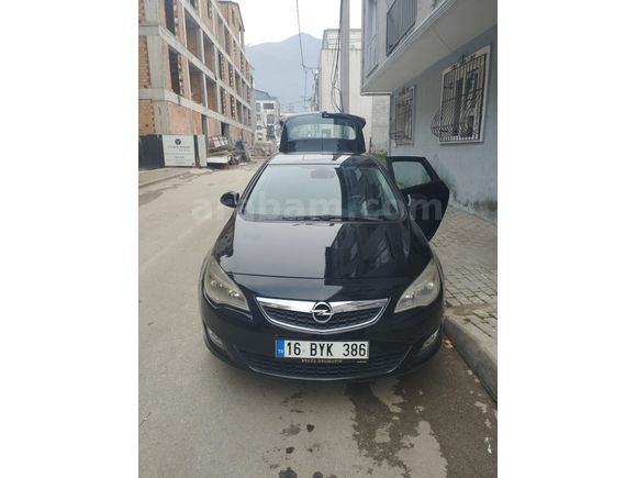 Sahibinden Opel Astra 1.3 CDTI ecoFLEX Enjoy 2010 Model  244.000 km Siyah