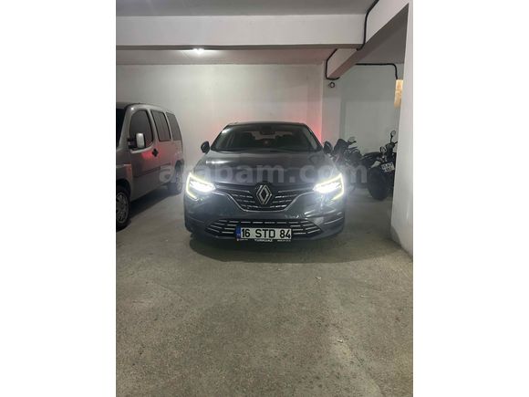 Sahibinden Renault Megane 1.3 TCe Icon sanruflu 2023 Model  44000  km Gri (titanyum) 