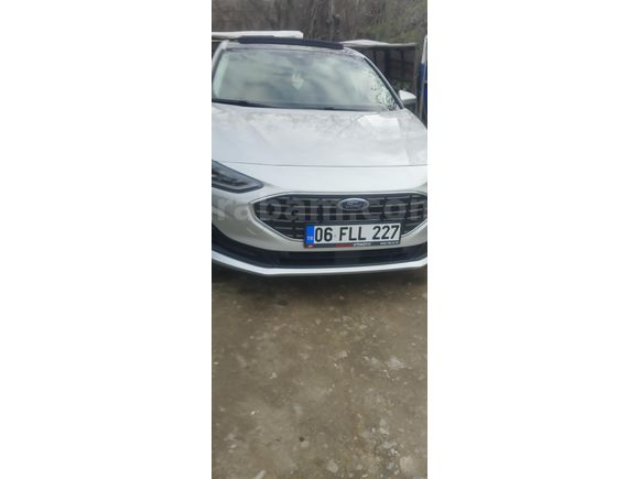 Sahibinden Ford Focus 1.5 TDCi Titanium X 2024 Model