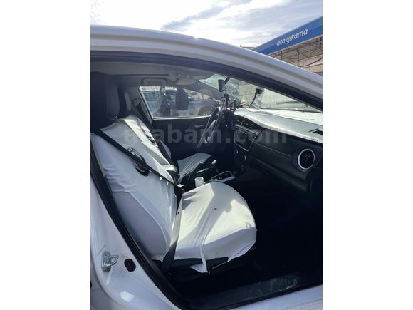 Sahibinden Toyota Auris 1.4 D-4D Premium 2013 Model 