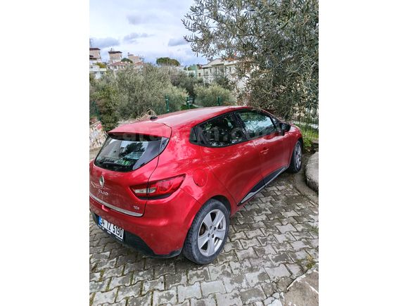Sahibinden Renault Clio 0.9 TCe Icon 2012 Model  6.005 km Kırmızı