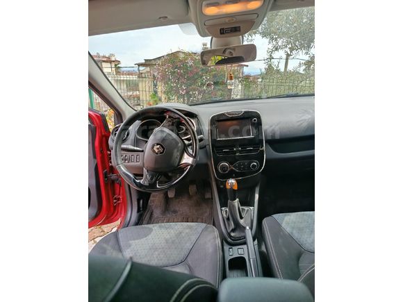 Sahibinden Renault Clio 0.9 TCe Icon 2012 Model  6.005 km Kırmızı
