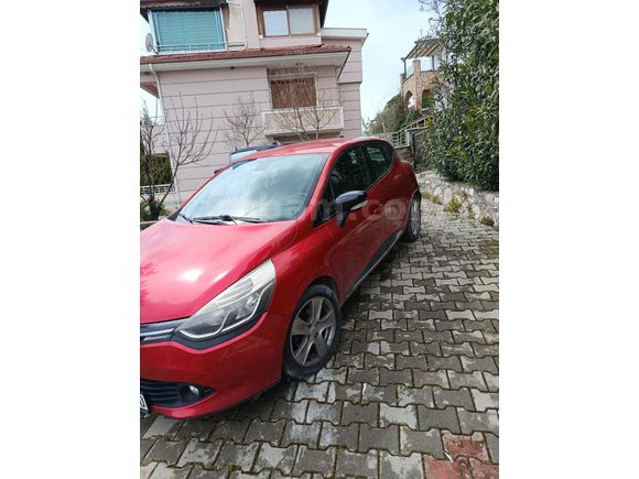 Sahibinden Renault Clio 0.9 TCe Icon 2012 Model  6.005 km Kırmızı