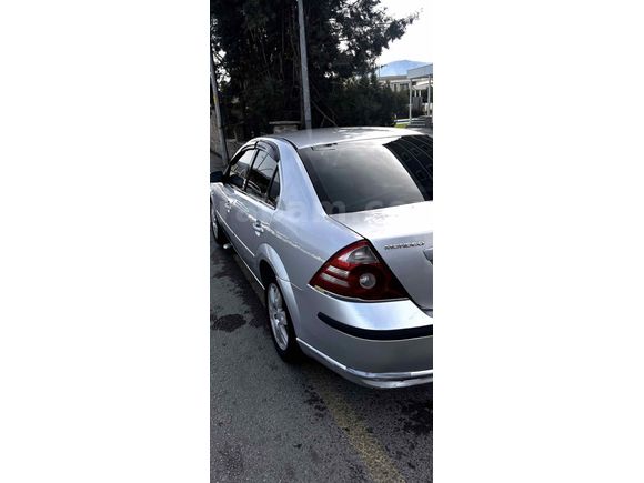 Sahibinden Ford Mondeo 2.0 Ghia 2002 Model Manisa