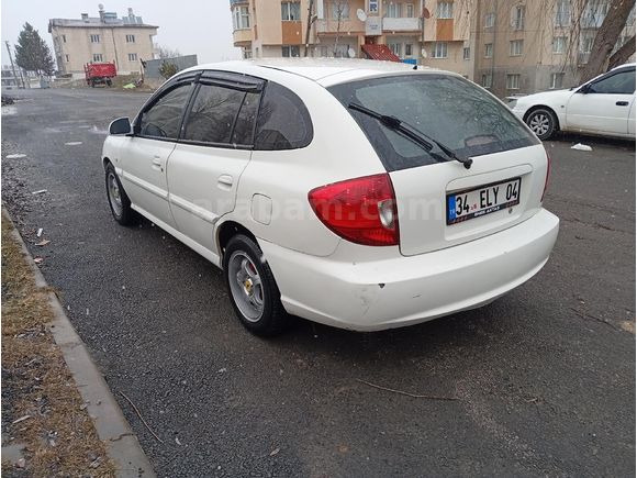 Sahibinden Kia Rio 1.5 Comfort 2005 Model