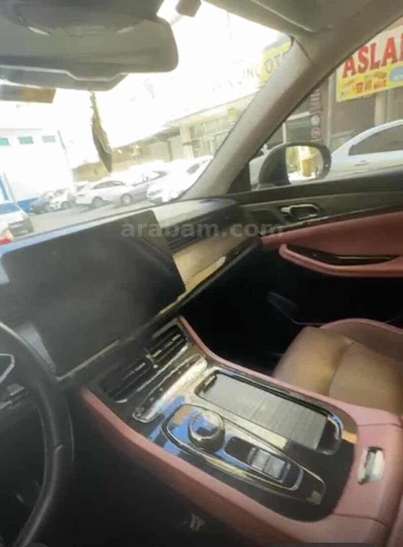 Sahibinden Skywell ET5 Comfort Plus 2022 Model İstanbul 47.000 km Siyah 1
