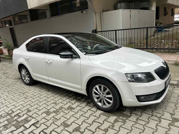 Sahibinden Skoda Octavia 1.6 TDI Style CR 2015 Model 
