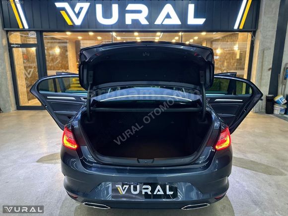 VURAL OTOMOTIV/2024 RENAULT MEGANE 1.3TCE ICON HATASIZ BOYASIZ