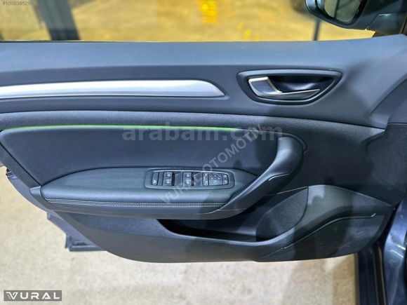VURAL OTOMOTIV/2024 RENAULT MEGANE 1.3TCE ICON HATASIZ BOYASIZ