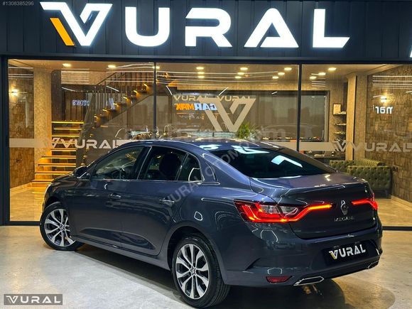 VURAL OTOMOTIV/2024 RENAULT MEGANE 1.3TCE ICON HATASIZ BOYASIZ