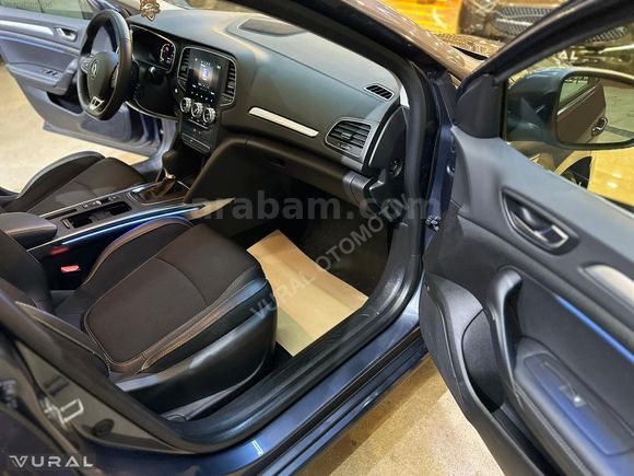 VURAL OTOMOTIV/2024 RENAULT MEGANE 1.3TCE ICON HATASIZ BOYASIZ
