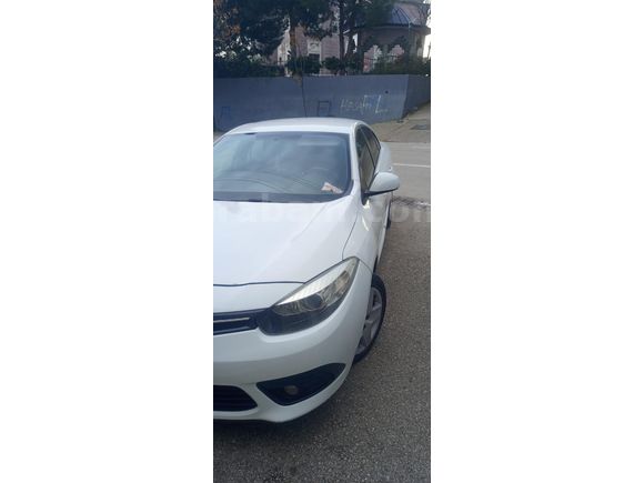 Sahibinden Renault Fluence 1.5 dCi Touch 2016 Model İzmir 180.000 km Beyaz