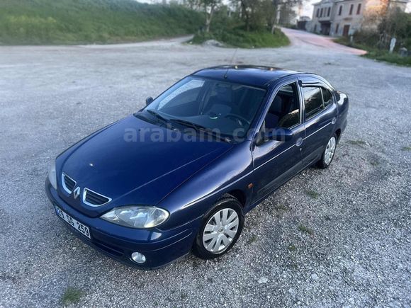 2003model Megane1 makyajlıkasa Klimalı 1.4motor 16 Valf