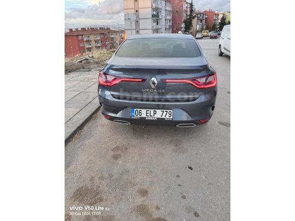 Sahibinden Renault Megane 1.3 TCe Icon 2023 Model