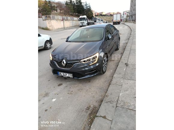 Sahibinden Renault Megane 1.3 TCe Icon 2023 Model