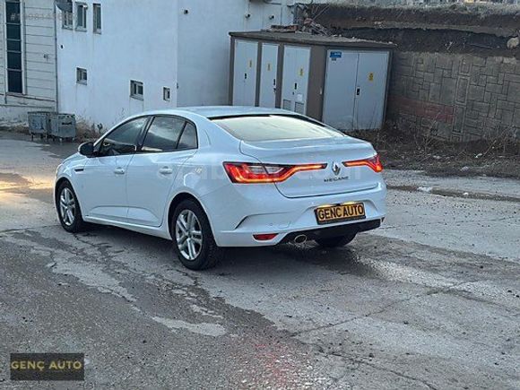 0.68 KREDİ İMKANI İLE GENÇ AUTO'DAN 2020 MODEL RENAULT MEGANE HATASIZ