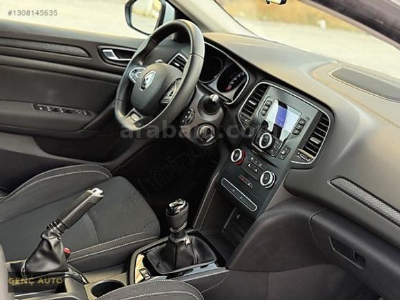 0.68 KREDİ İMKANI İLE GENÇ AUTO'DAN 2020 MODEL RENAULT MEGANE HATASIZ