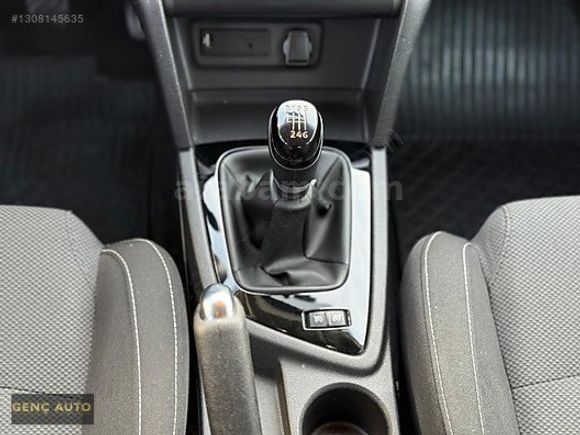 0.68 KREDİ İMKANI İLE GENÇ AUTO'DAN 2020 MODEL RENAULT MEGANE HATASIZ
